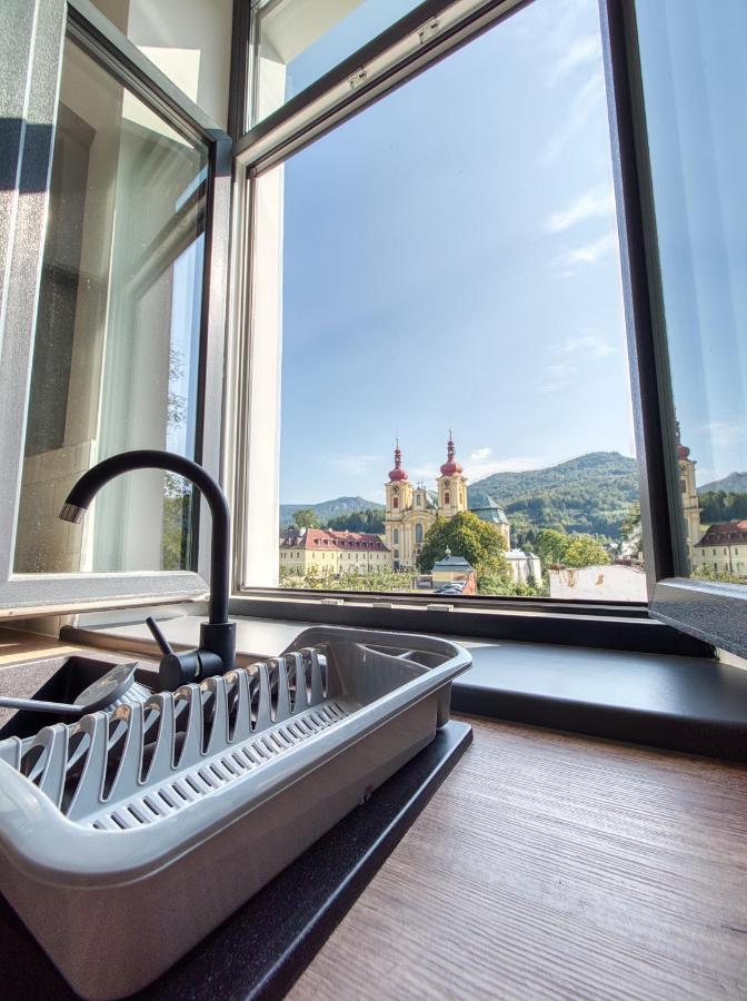Apartmany Klasterni 84 Гейніце Екстер'єр фото